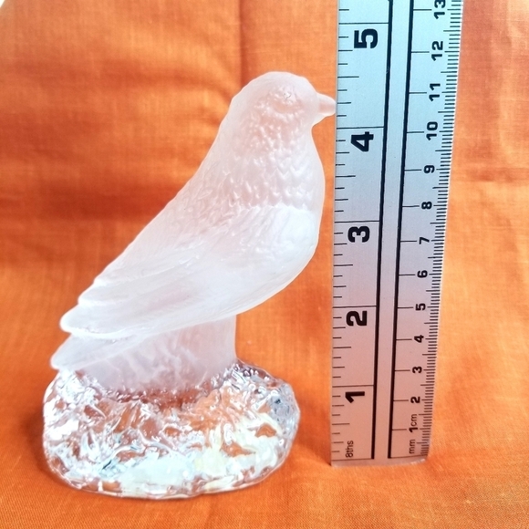 Lindshammar Sweden Frosted Crystal Bird Sculpture Figurine - Picture 8 of 9